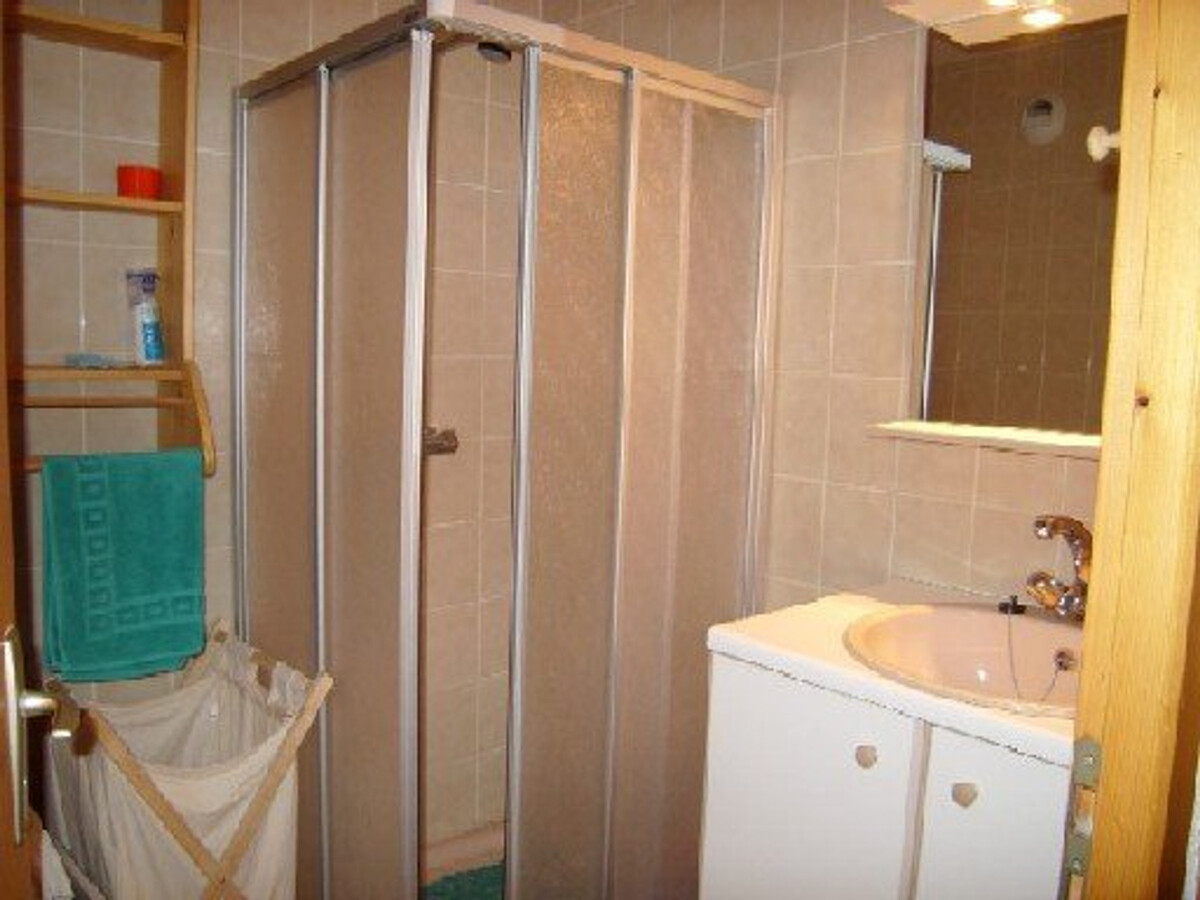 Appartement 4 pers. à 200 m des pistes, parking et casier à ski - Photo 7