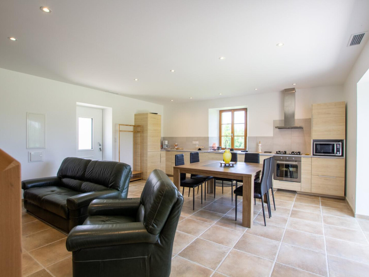 Gîte 120 m² vallée de la Couze, 1500 m² terrain privé - Photo 2