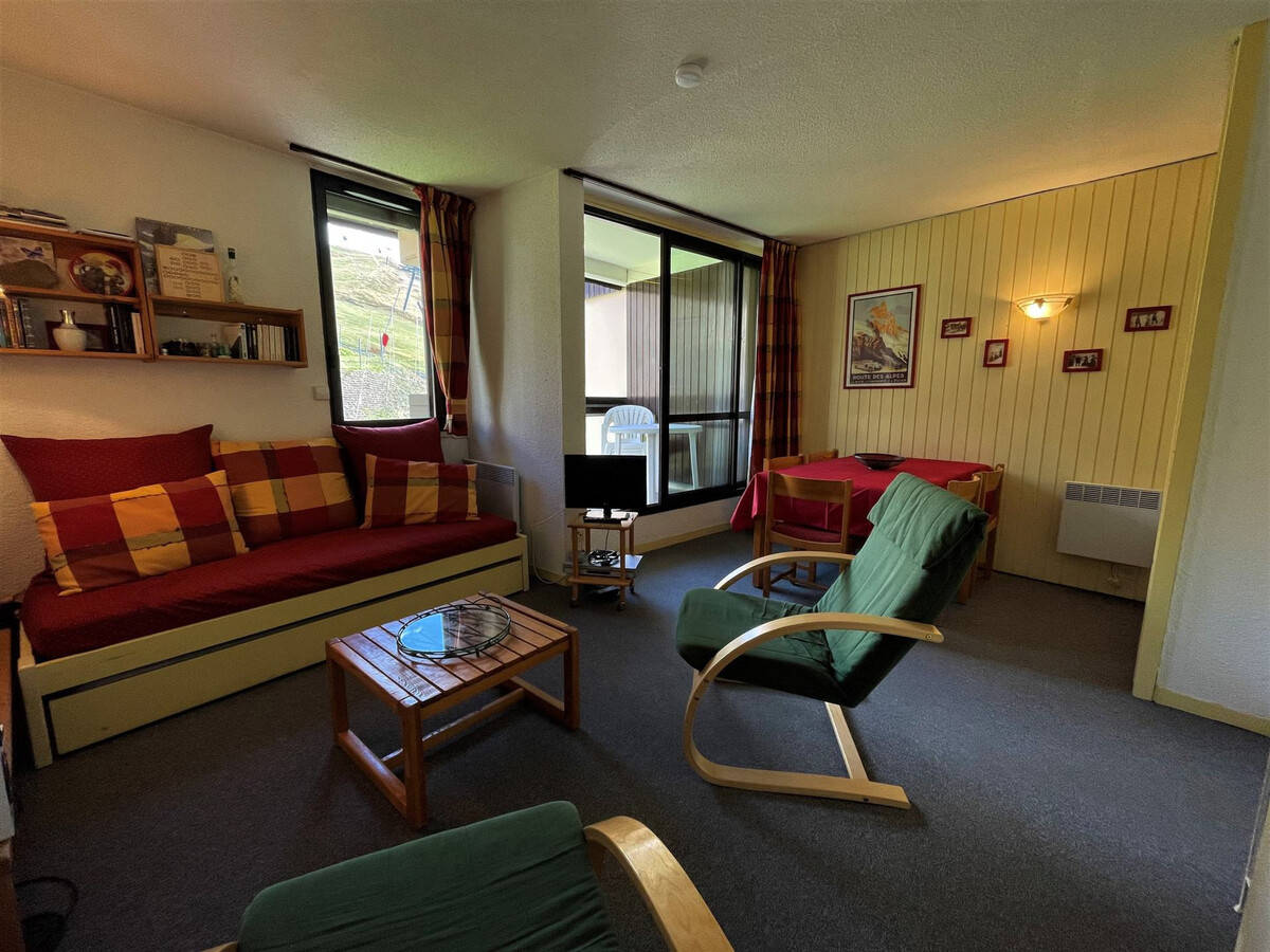 Appart 4 pers aux Menuires, skis aux pieds, balcon SE - Photo 1