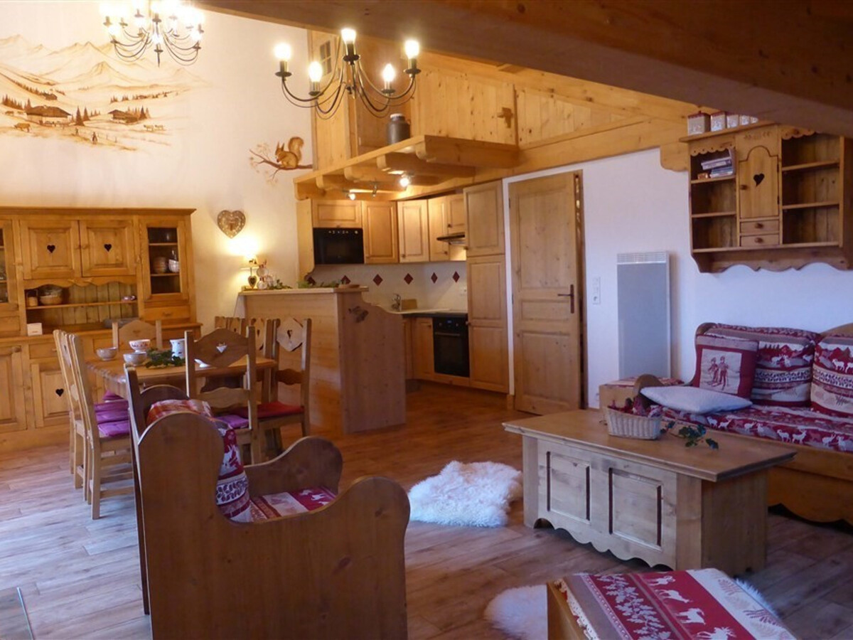 Triplex 12 pers, 5 chambres, box privé et garage - Photo 1