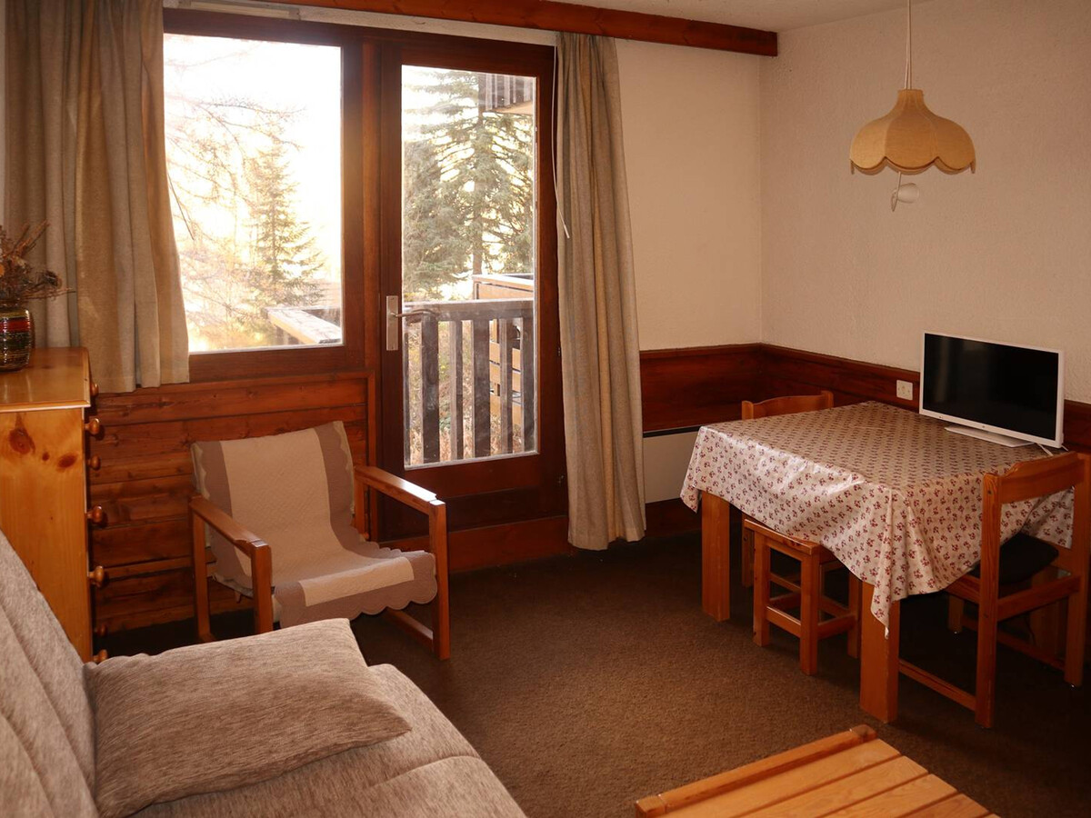 Studio 2 pers. balcon Est aux Orres, cœur de station - Photo 1