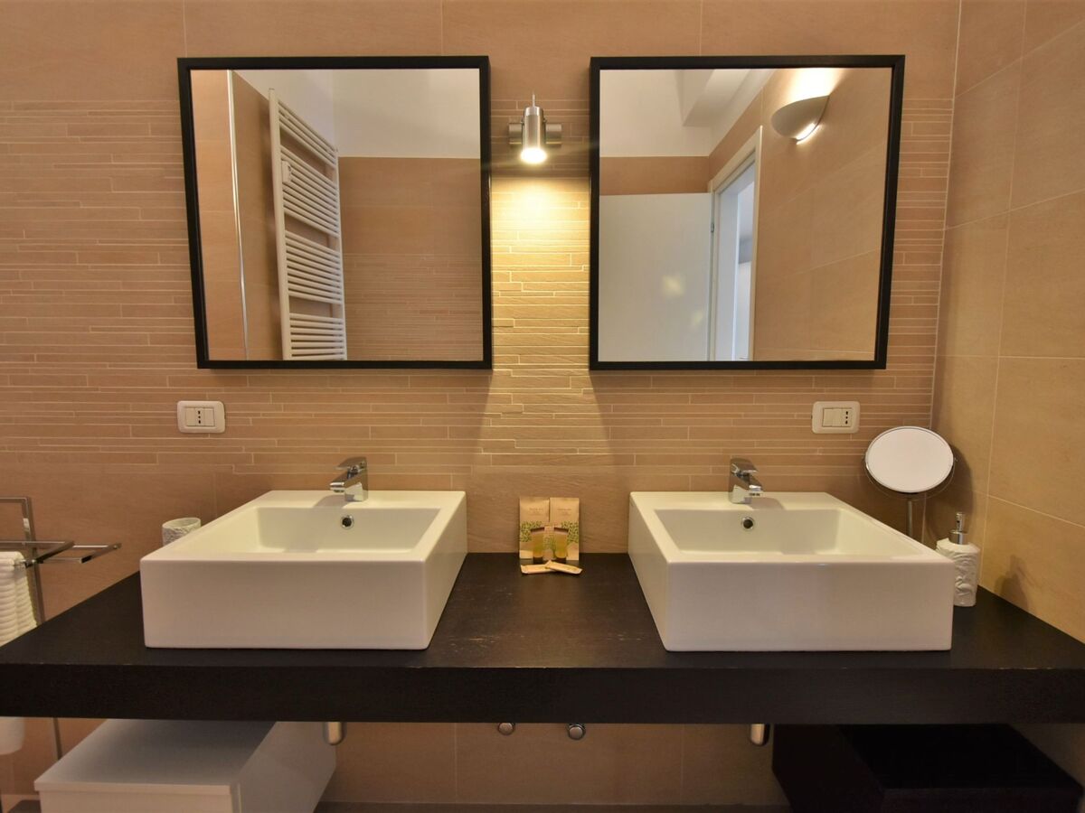 Appartement 127 m² avec 2 balcons, quartier Navigli – Milan - Photo 34