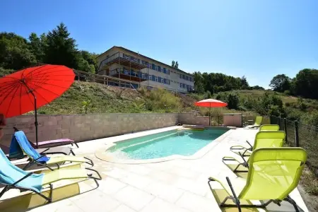 Appartement 3 pers à Cuzy, piscine chauffée partagée : photo 7
