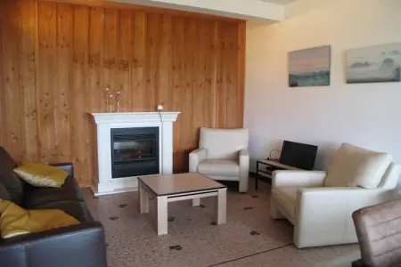 Appartement 3 pers à Cuzy, piscine chauffée partagée : photo 11