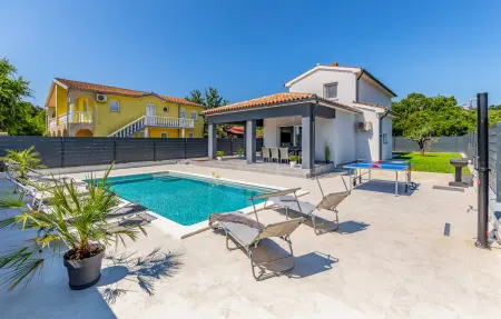 Location maison à Stinjan