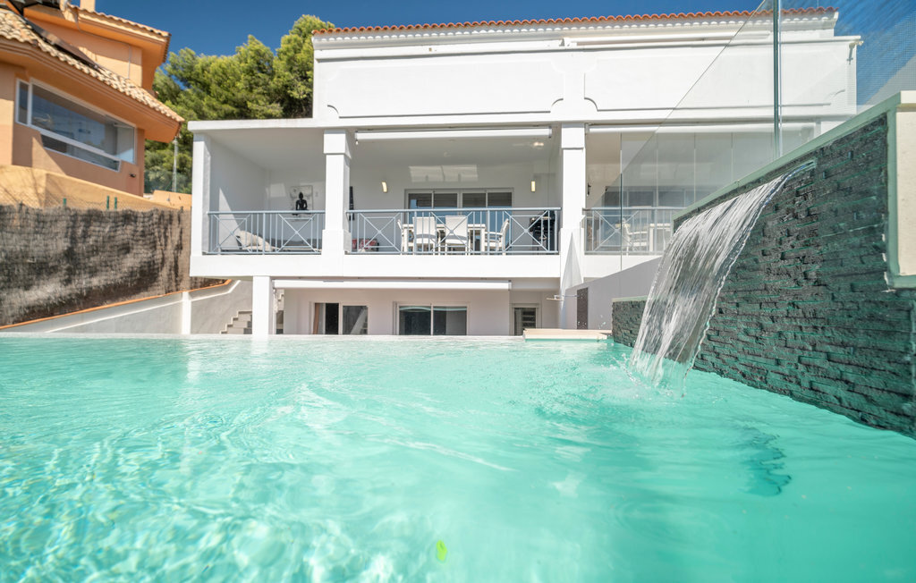 Maison 5 chambres avec piscine privée près de la plage - Photo 1