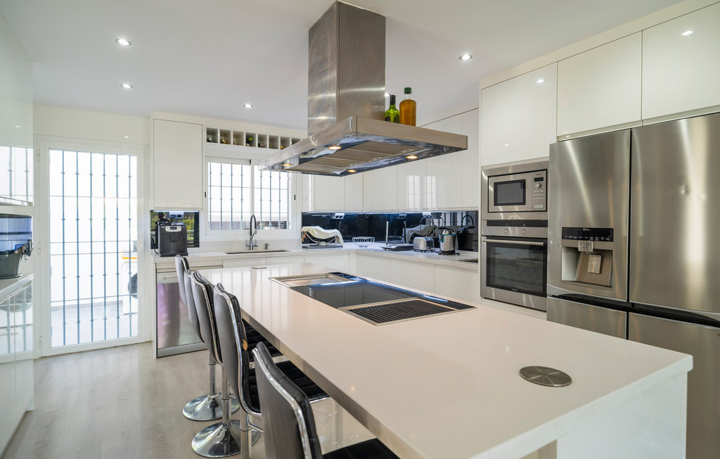 Maison 5 chambres avec piscine privée près de la plage - Photo 16