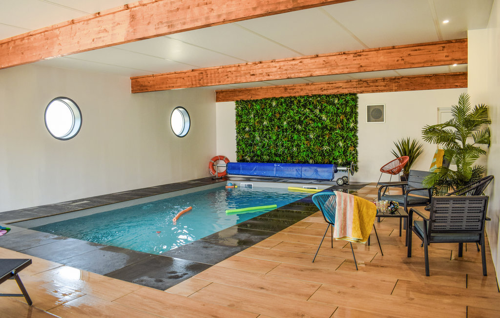 Maison 6 personnes avec piscine intérieure au Vieux-Bourg - Photo 10