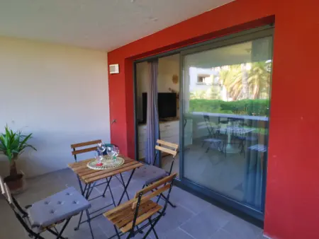 T2 40m² avec WiFi, parking et vue piscine à Sète : photo 7