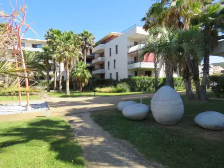 T2 40m² avec WiFi, parking et vue piscine à Sète : photo 11
