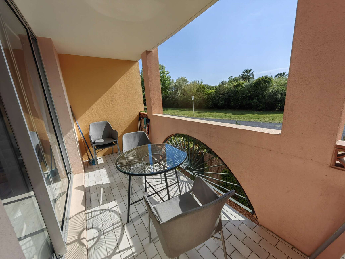 Studio rénové 30m² avec terrasse à 1km de la plage - Photo 11