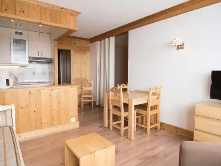 Appartement 2 pièces Tignes, balcon sud/ouest, vue montagne : photo 2