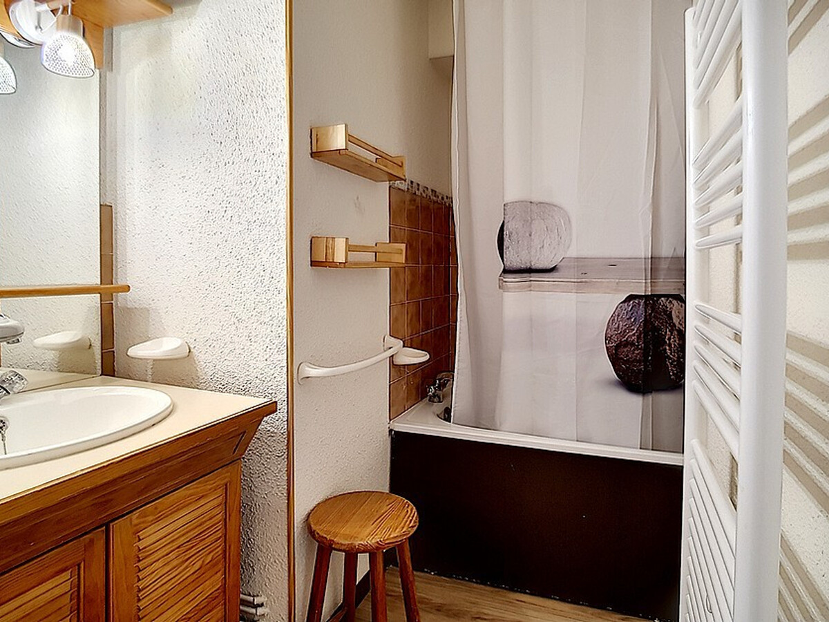 Appartement 2 pièces cabine | Départ skis aux pieds | Les Menuires - Photo 11