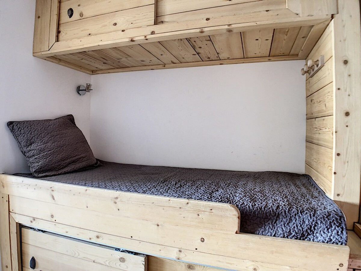 Studio rénové 18 m² avec balcon sud aux Menuires - Photo 10