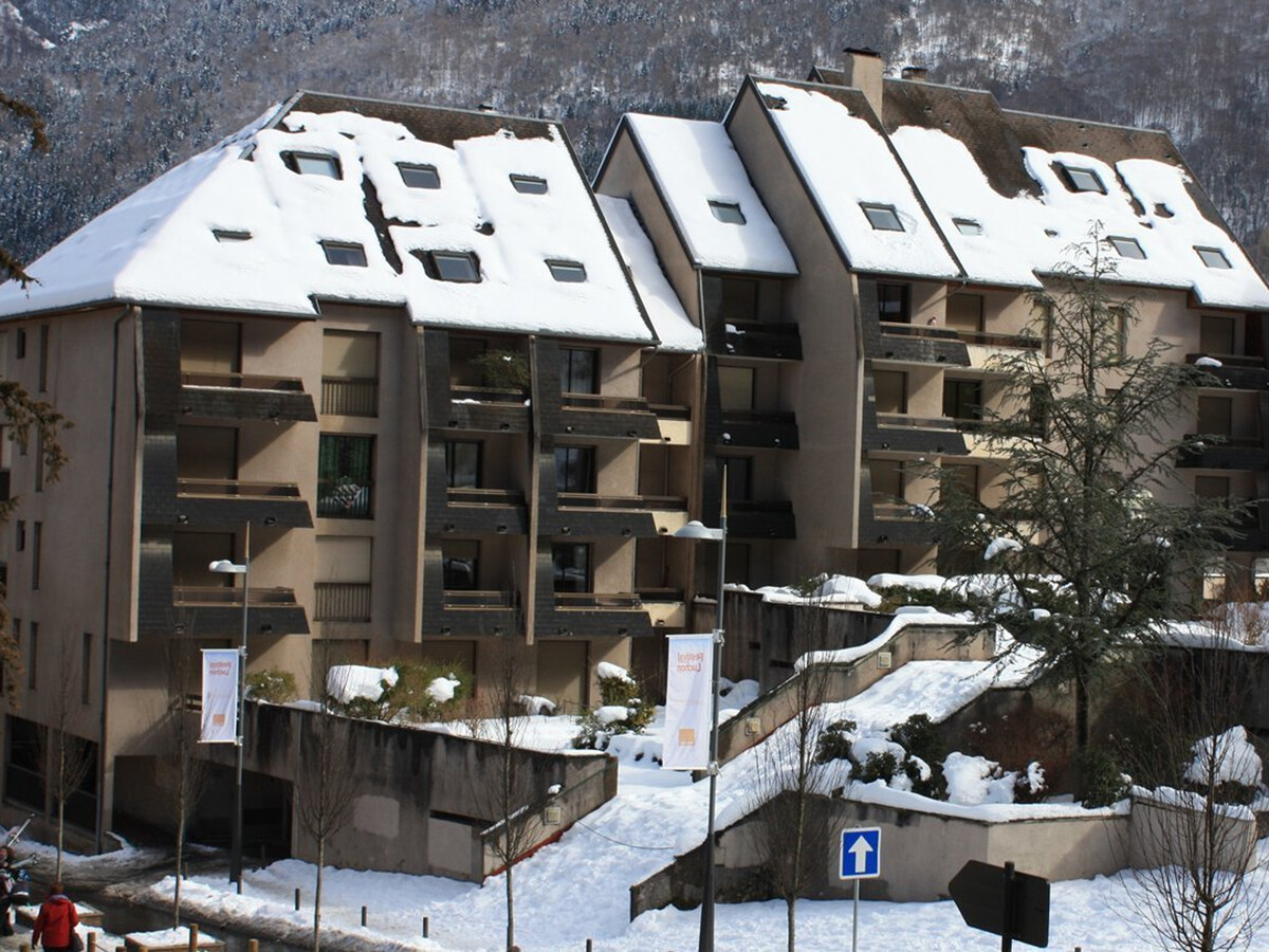 T2 rénové Bagnères-de-Luchon, balcon montagne - Photo 13