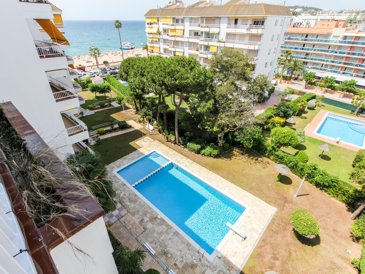 Appartement première ligne de mer, 30m plage à Lloret de Mar - Photo 4