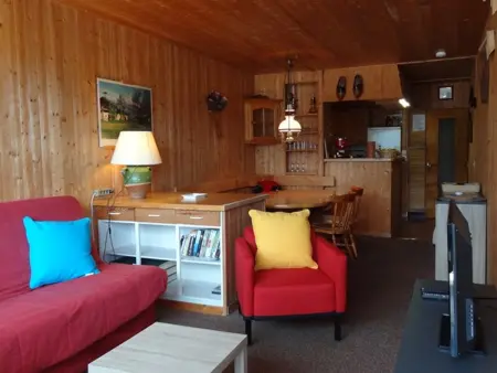 Location appartement à Crest Voland, Appartement cosy 5 pers., centre Cernix, proche pistes, commerces, navette, parking, balcon & terrasse