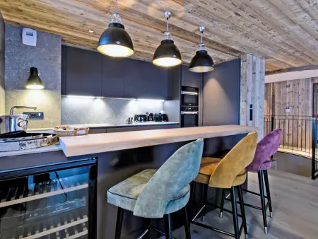 Appartement 5 chambres luxe avec spa et terrasse 108m² aux Allues : photo 3