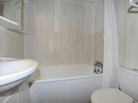 Studio 20m² balcon sud, départ skis aux pieds : photo 6