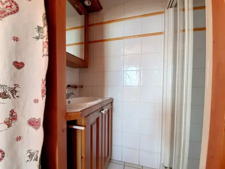 Appart 3 pièces balcon Sud-Ouest, accès piscine Les Menuires : photo 12