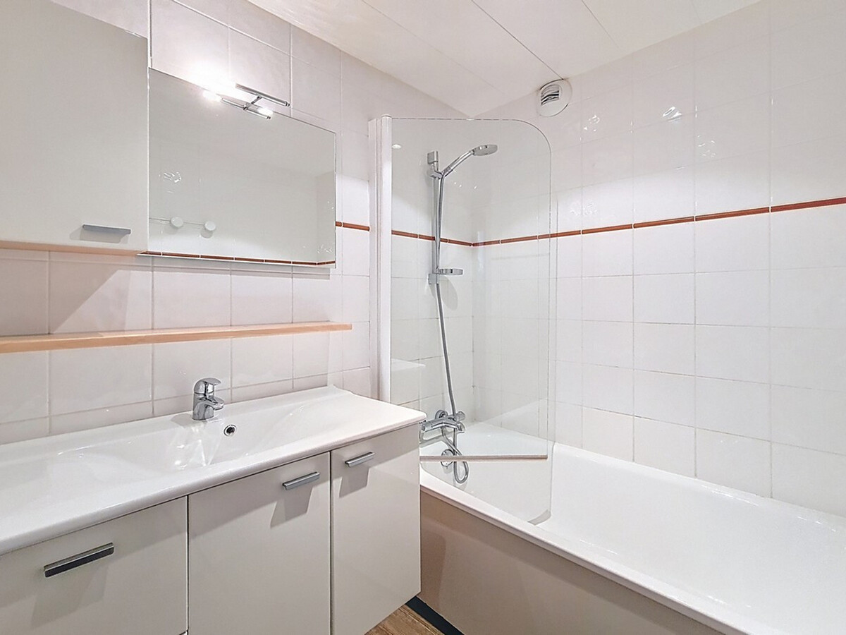 Appartement 2 pièces rénové aux Menuires, accès direct pistes - Photo 12