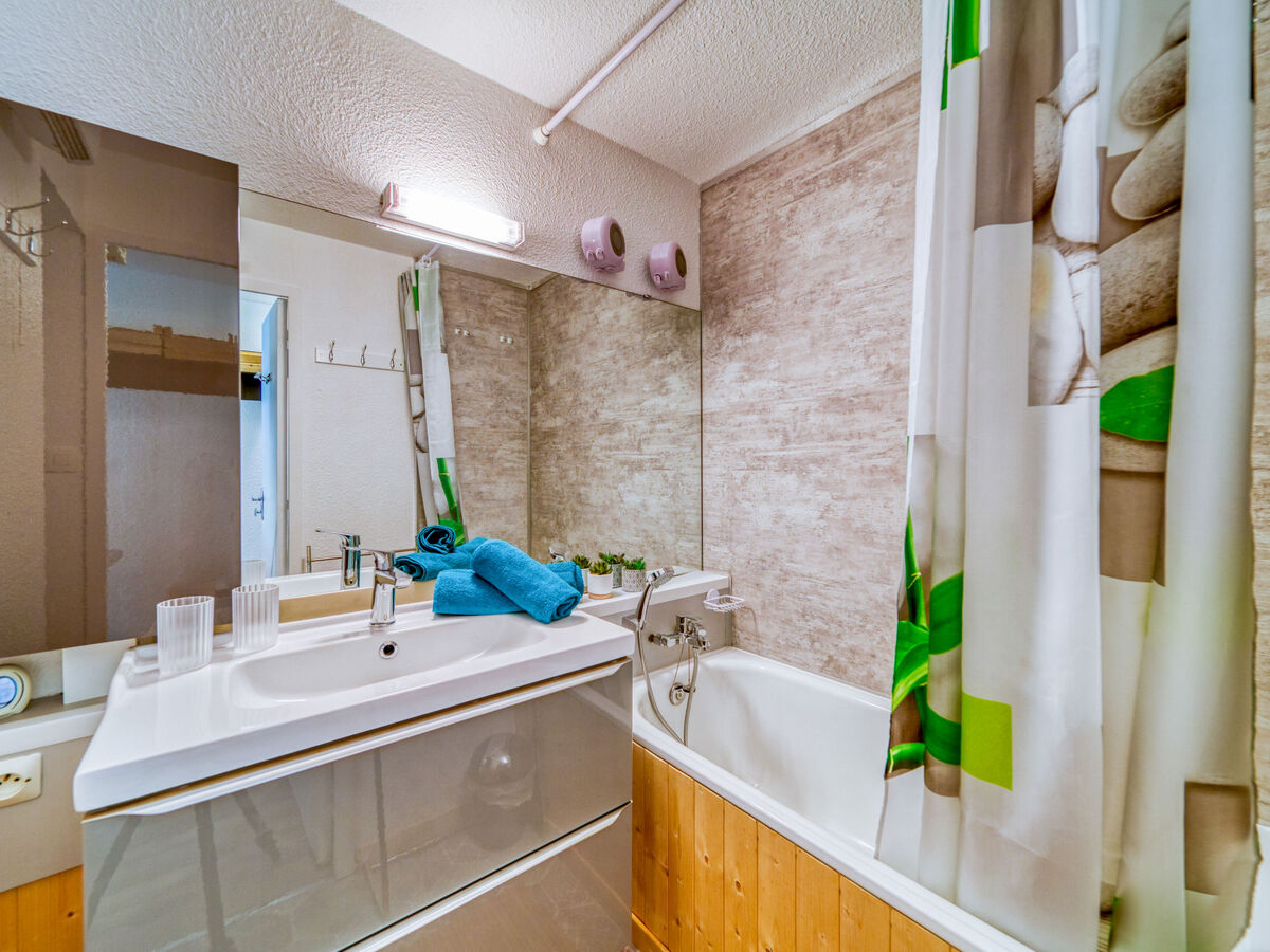 Studio rénové 22 m² avec balcon sud au Corbier - Photo 4