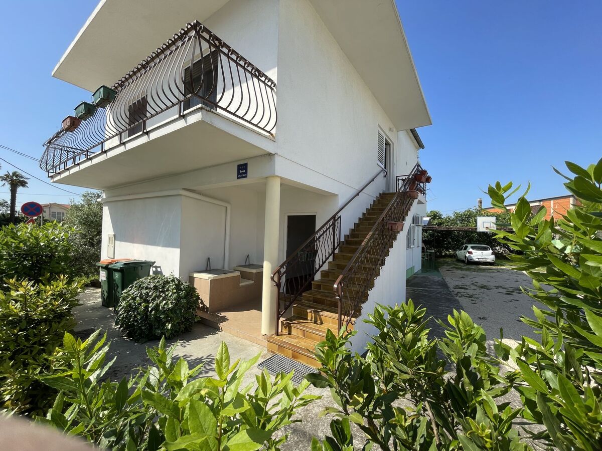 Maison Irma - 6 chambres à 100 m de la mer, Sukošan - Photo 1