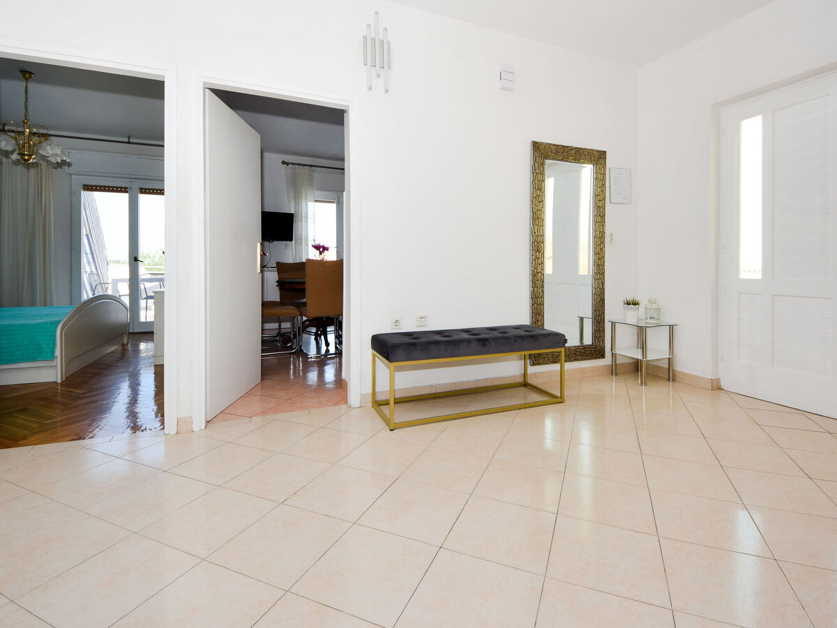 Maison Irma - 6 chambres à 100 m de la mer, Sukošan - Photo 18