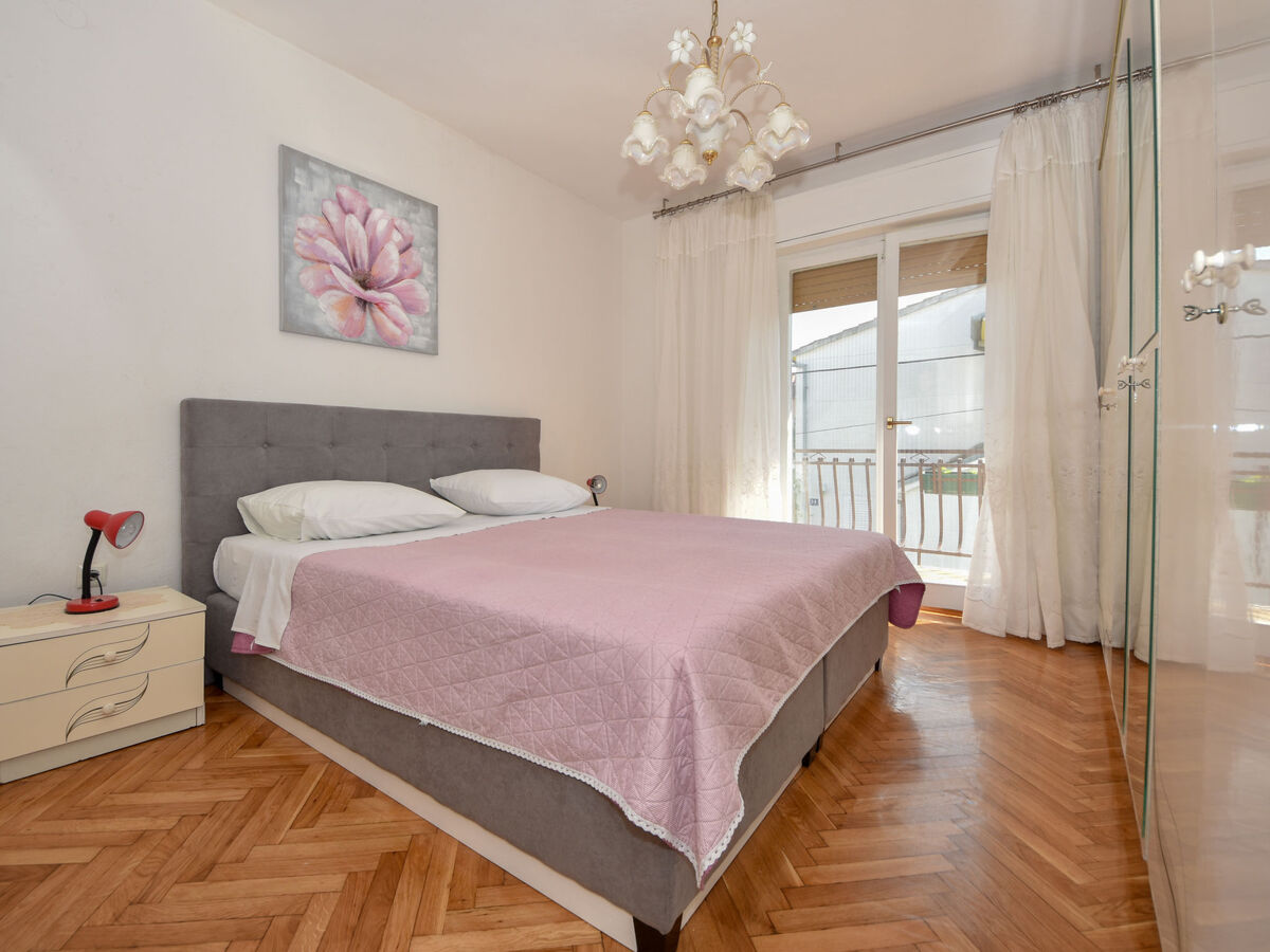 Maison Irma - 6 chambres à 100 m de la mer, Sukošan - Photo 25