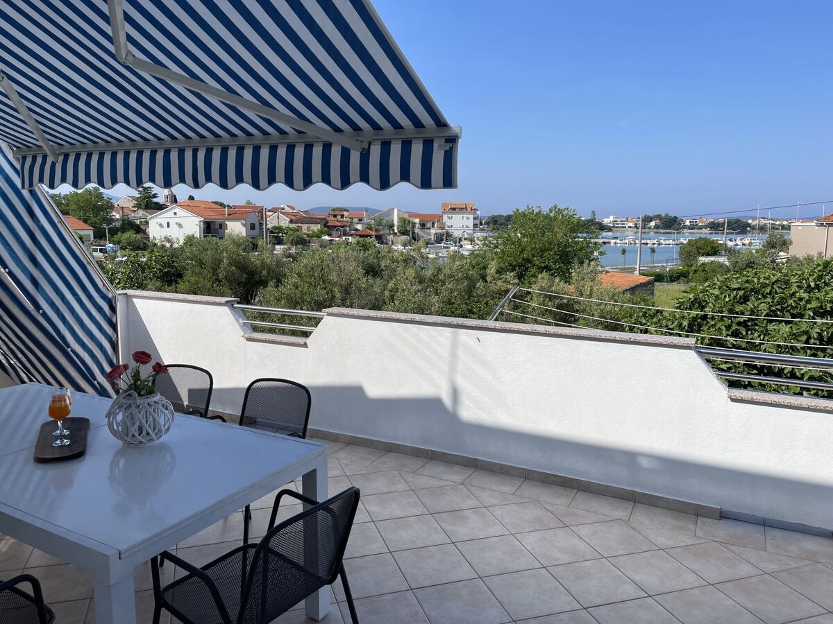 Maison Irma - 6 chambres à 100 m de la mer, Sukošan - Photo 33