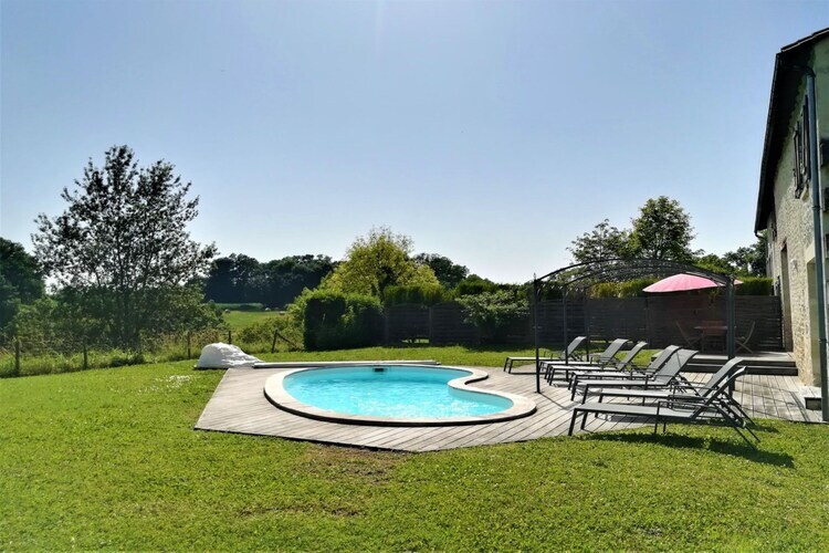 Les Houx – Maison 4 chambres, piscine privée à Chalais - Photo 13