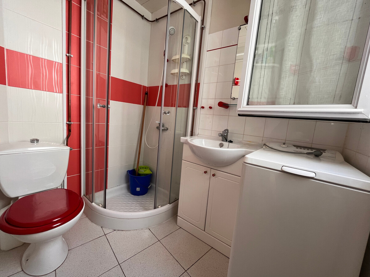 Maison avec cour à 25m de la plage aux Sables-d'Olonne - Photo 7