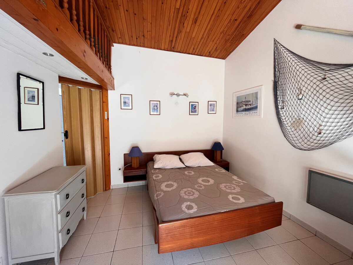 Maison avec cour à 25m de la plage aux Sables-d'Olonne - Photo 12