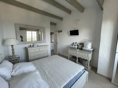 Mas 3 chambres avec piscine, clim, Wi-Fi et tennis - Photo 8