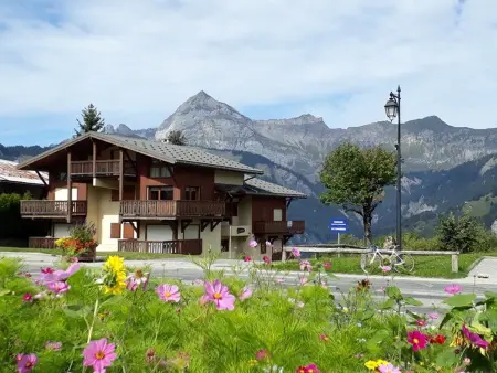 Location appartement à Crest Voland, Appartement 4 pers. avec parking, proche pistes, animaux acceptés