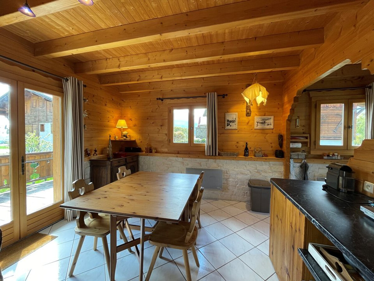 Chalet 8 pers, 5 ch, cheminée à 200 m des pistes - Photo 5