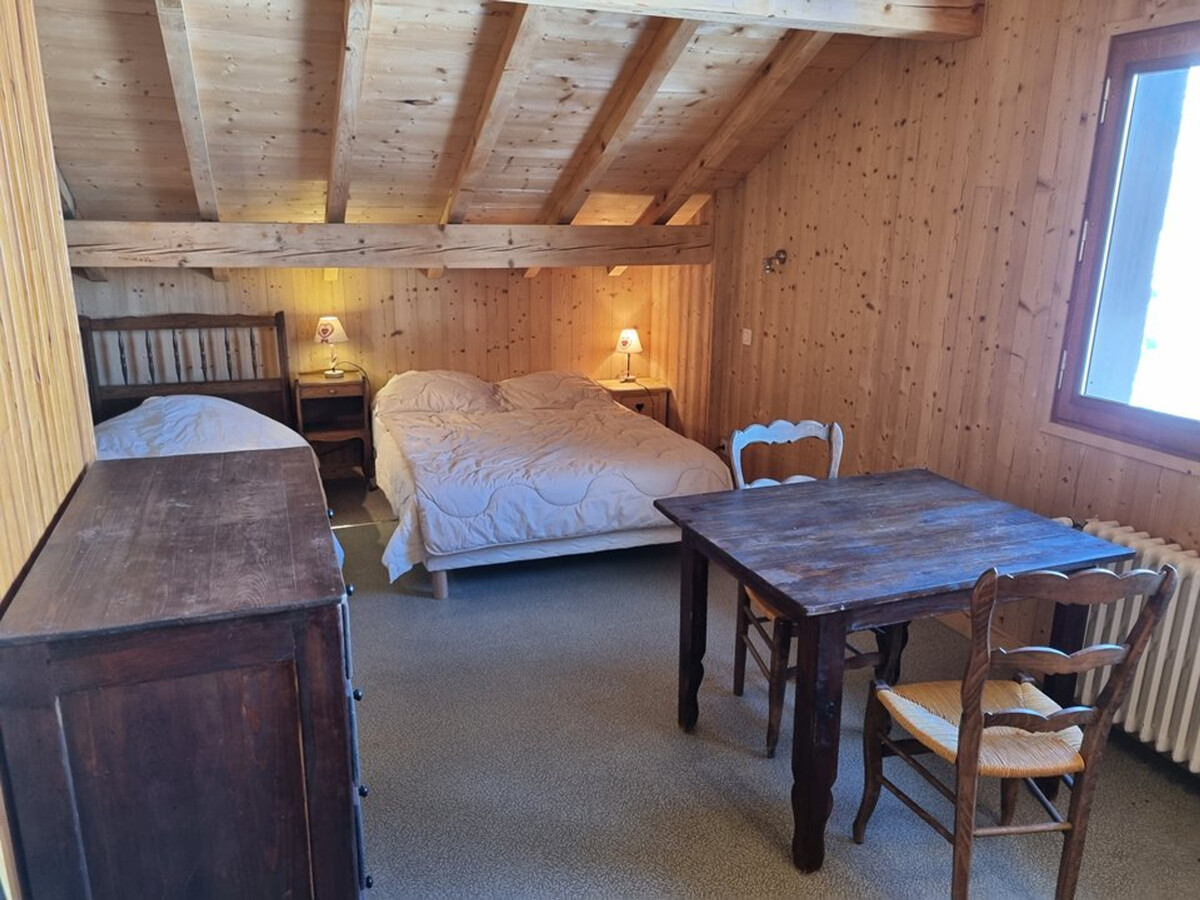 Chalet 11 pers, 4 chambres, vue Aravis, 200 m des pistes - Photo 5