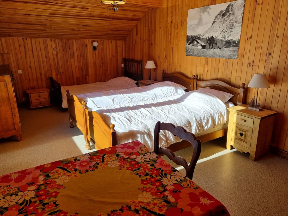 Chalet 11 pers, 4 chambres, vue Aravis, 200 m des pistes - Photo 8
