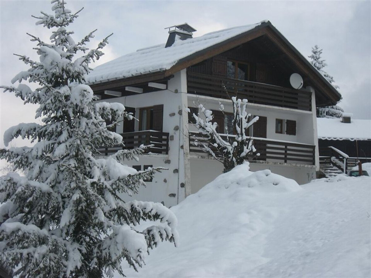 Chalet 11 pers, 4 chambres, vue Aravis, 200 m des pistes - Photo 10