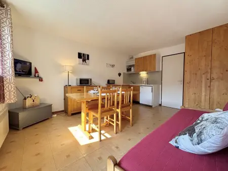 Studio 25m² Notre-Dame-de-Bellecombe, 400m des commerces : photo 3