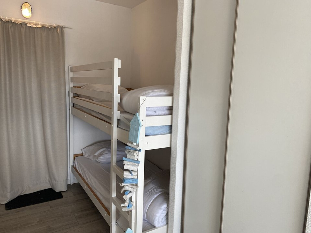 Studio cabine 4 pers, climatisation, vue port à Capbreton - Photo 7