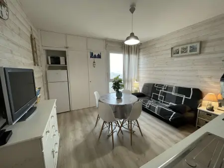 Location appartement à Saint Jean de Monts, Studio cabine moderne 4 pers, plage 100m, Saint-Jean-de-Monts