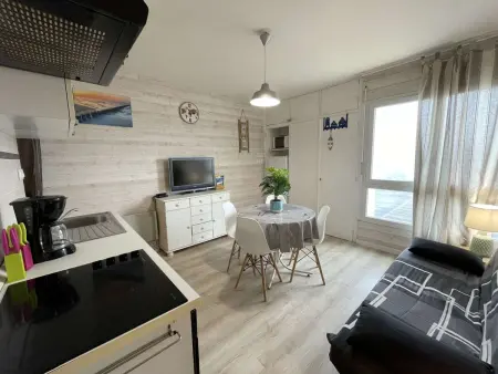 Studio cabine 4 pers à 100m de la plage, Saint-Jean-de-Monts : photo 2