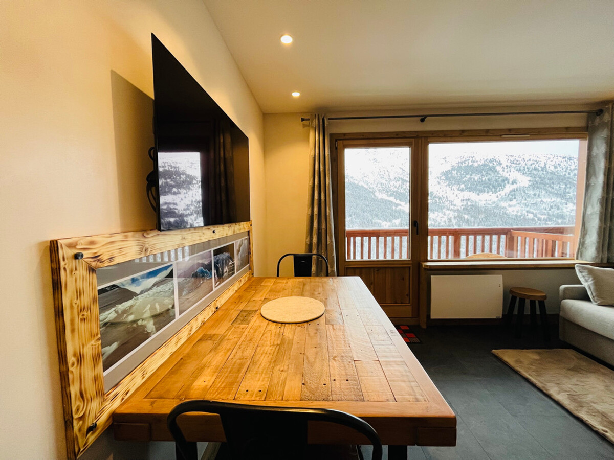 Studio rénové ski-in/ski-out avec balcon, Méribel - Photo 2