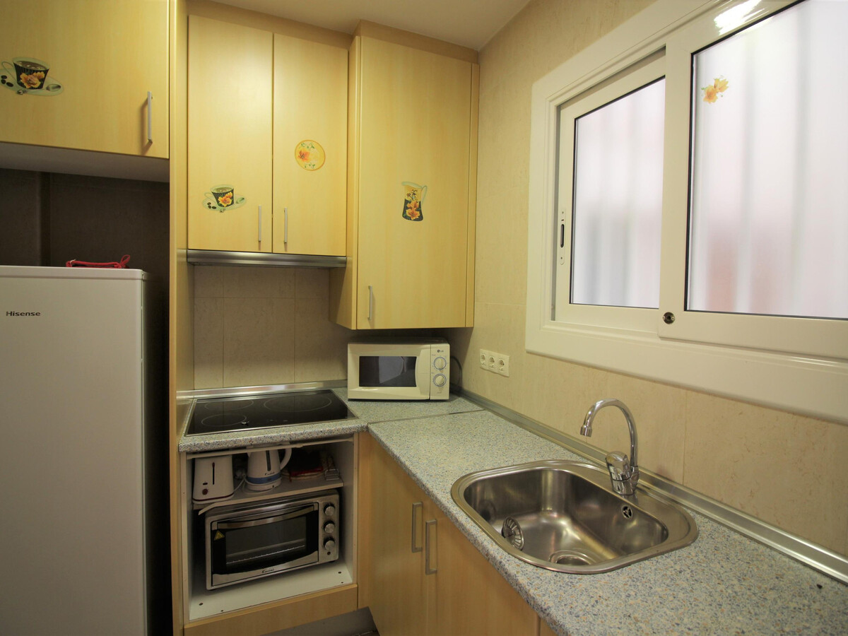 Appartement vue mer et piscine commune à Roses - Photo 11