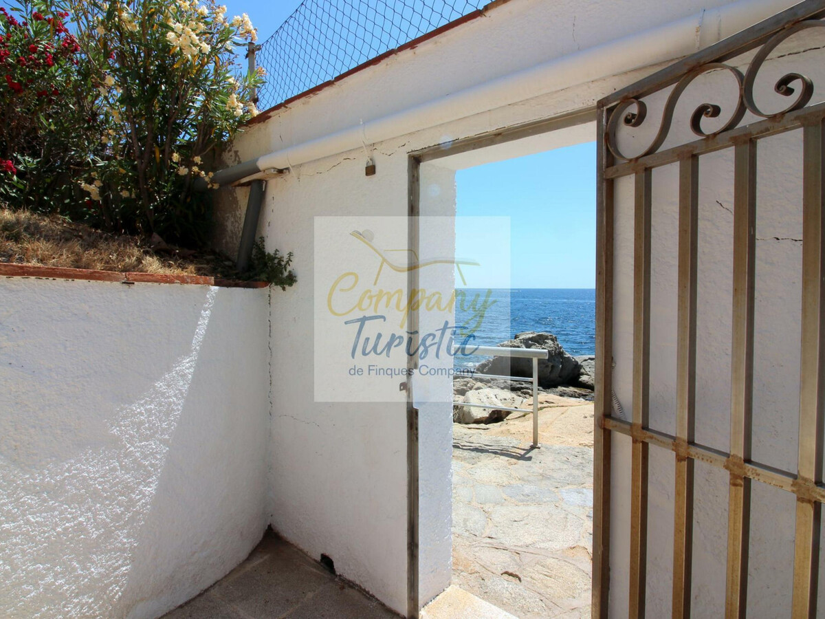 Appartement vue mer et piscine commune à Roses - Photo 18