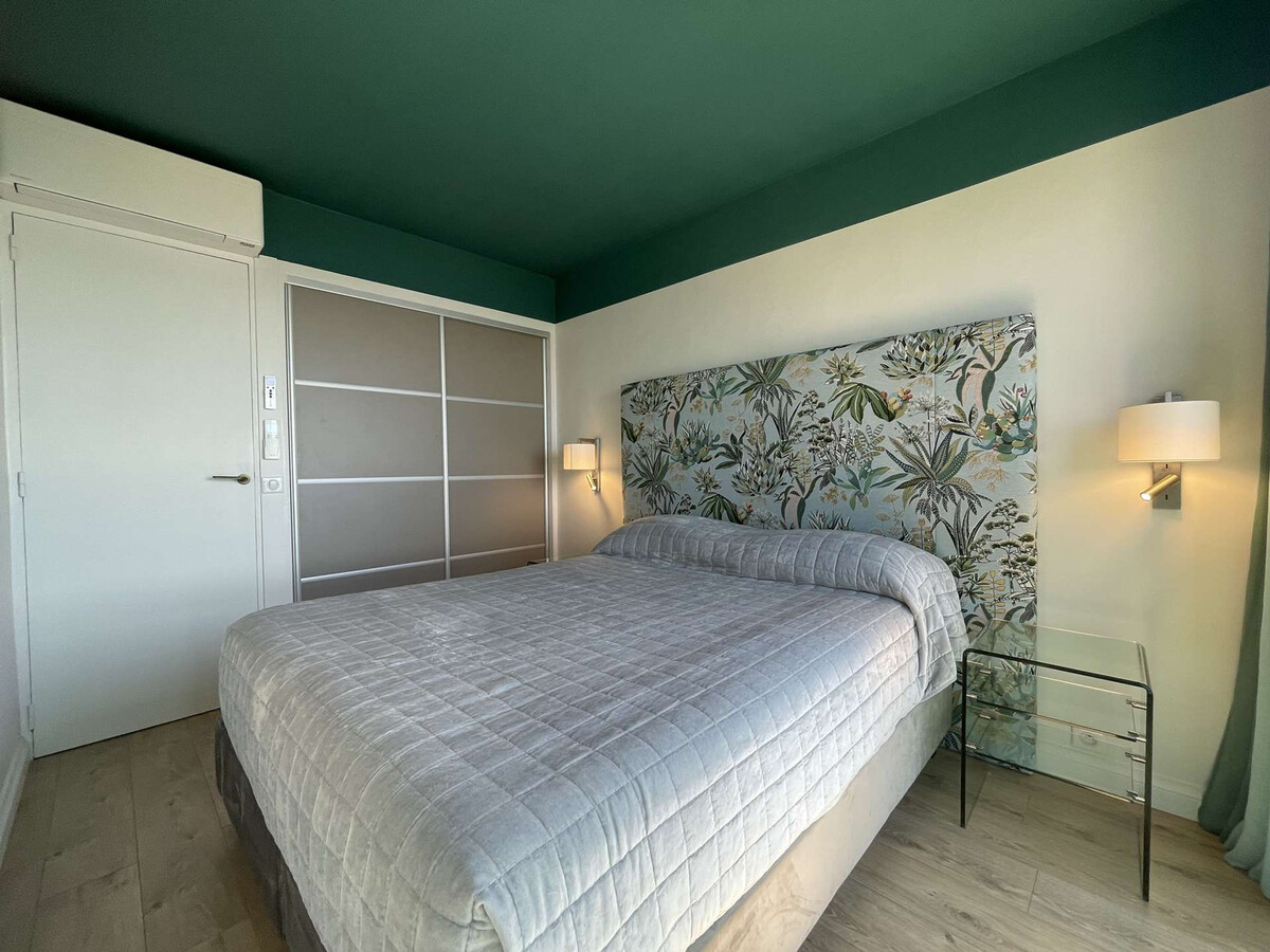 Appartement vue mer climatisé au port du Lavandou - Photo 10
