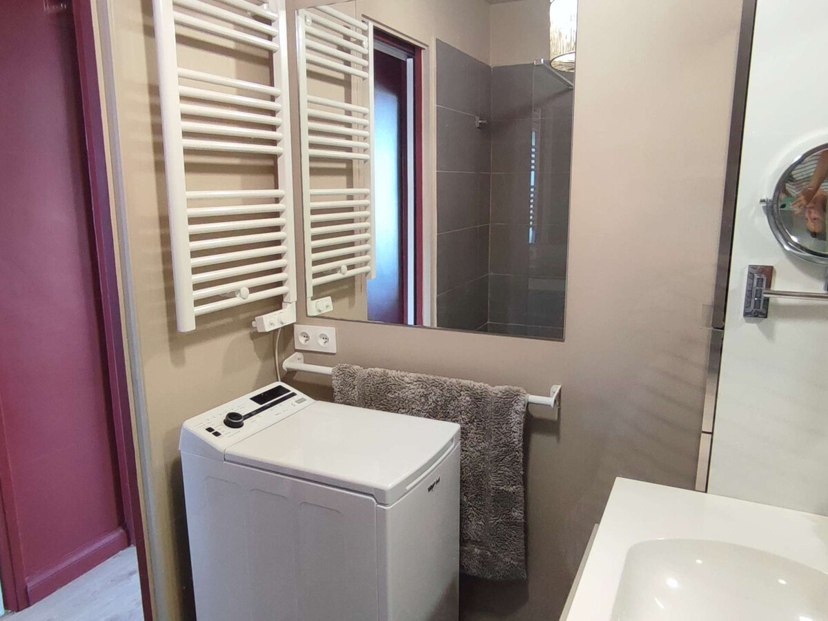 Appartement vue mer climatisé au port du Lavandou - Photo 13