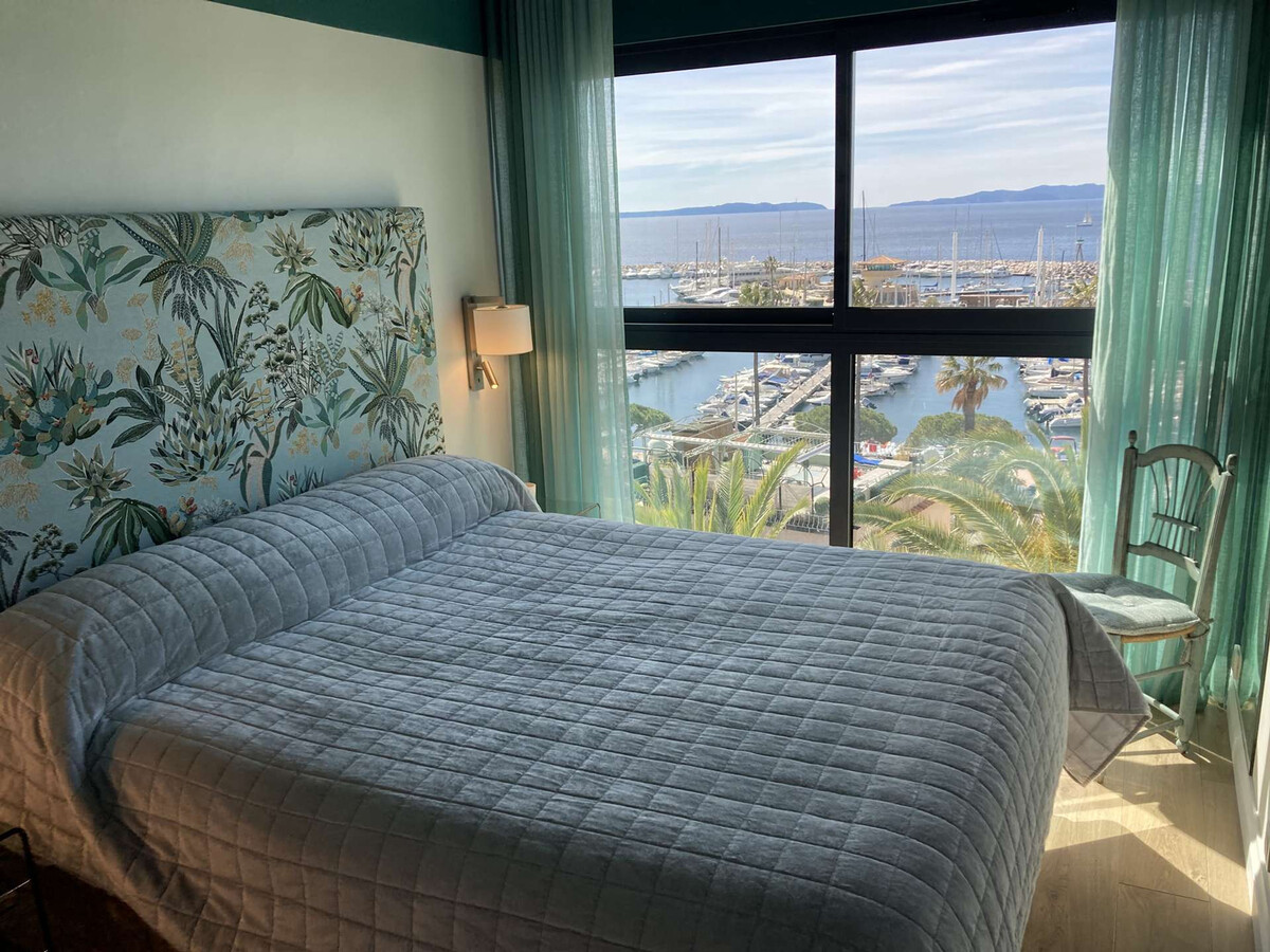 Appartement vue mer climatisé au port du Lavandou - Photo 21