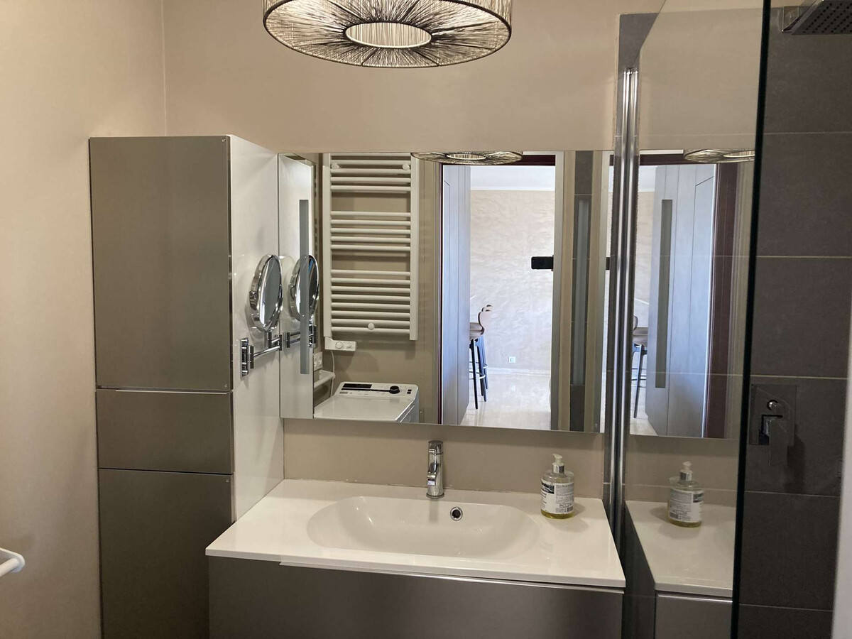 Appartement vue mer climatisé au port du Lavandou - Photo 22